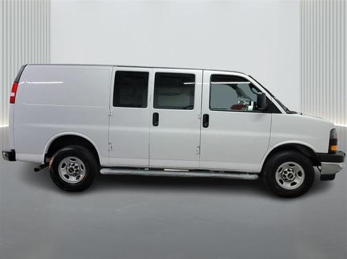 2021 GMC Savana 2500 Work Van