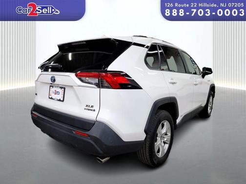 2020 Toyota RAV4 Hybrid XLE