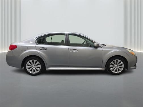 2010 Subaru Legacy 3.6R Limited