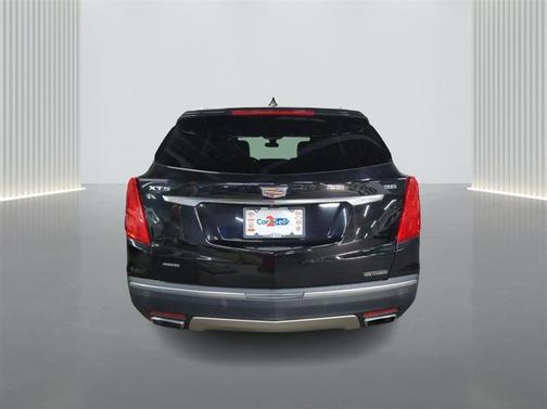 2018 Cadillac XT5 Platinum
