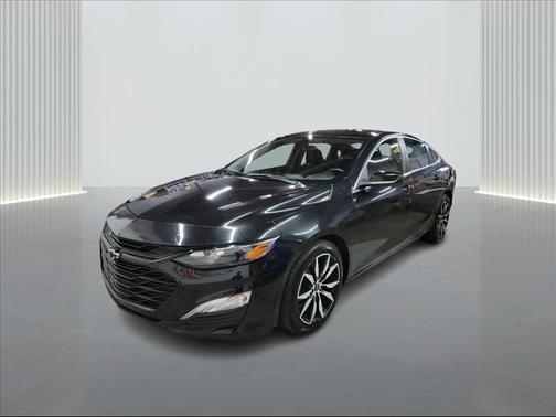 Black 2022 Chevrolet Malibu RS
