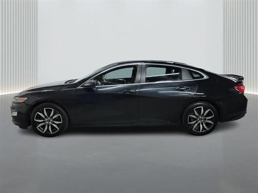 Black 2022 Chevrolet Malibu RS