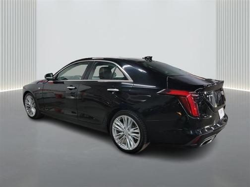 2023 Cadillac CT4 Premium Luxury