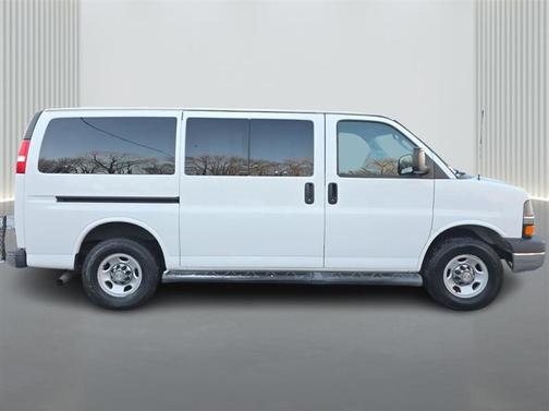 2016 Chevrolet Express 3500 LT