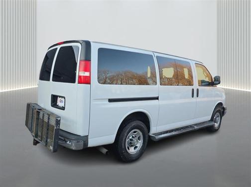 2016 Chevrolet Express 3500 LT