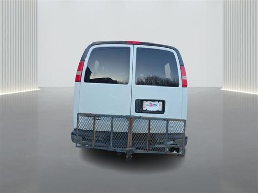 2016 Chevrolet Express 3500 LT