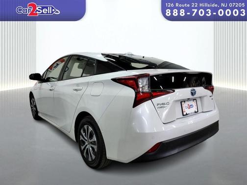 2021 Toyota Prius XLE