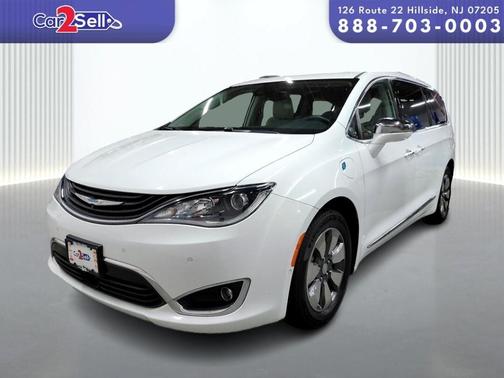 2017 Chrysler Pacifica Hybrid Platinum