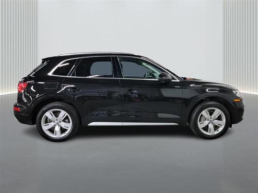2019 Audi Q5 2.0T Premium Plus