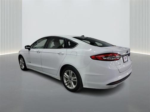 2018 Ford Fusion Hybrid SE