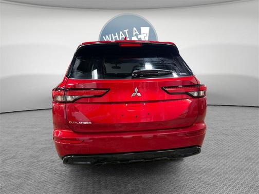 2022 Mitsubishi Outlander Black Edition