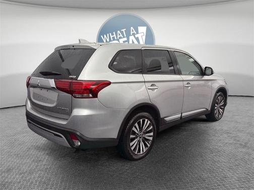 2019 Mitsubishi Outlander SE