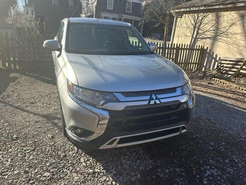 2019 Mitsubishi Outlander 