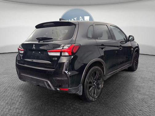 2022 Mitsubishi Outlander Sport 2.0 LE
