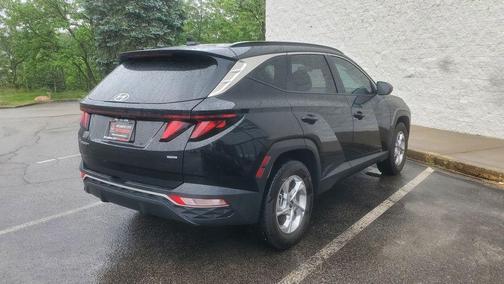 Black Pearl 2024 Hyundai TUCSON SEL
