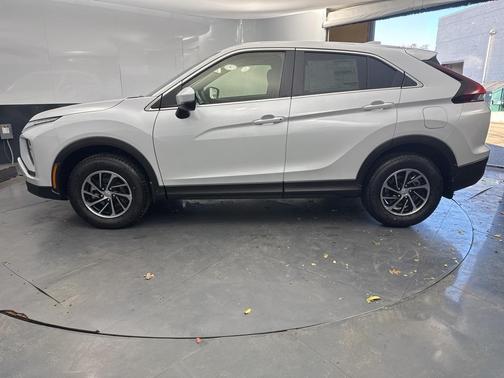 2026 Mitsubishi Eclipse Cross ES