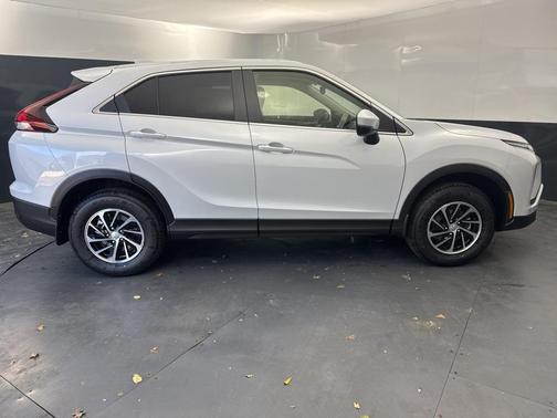 2026 Mitsubishi Eclipse Cross ES