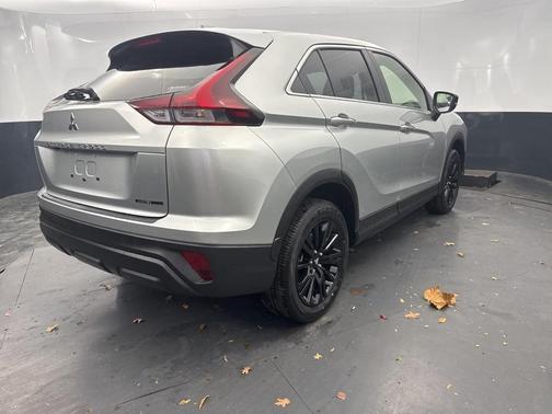 2026 Mitsubishi Eclipse Cross LE