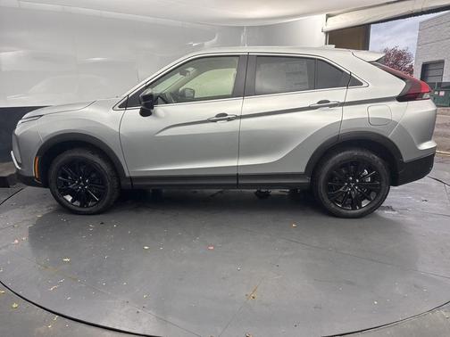 2026 Mitsubishi Eclipse Cross LE