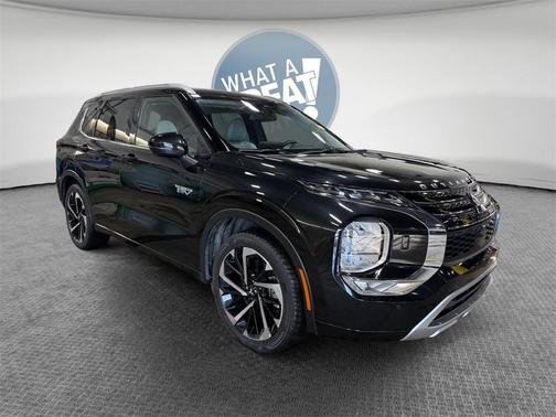 2023 Mitsubishi Outlander PHEV SEL