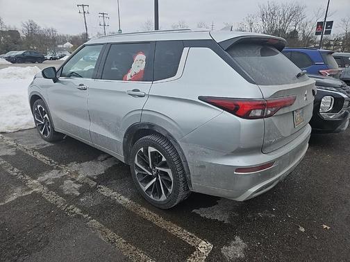 2022 Mitsubishi Outlander SEL