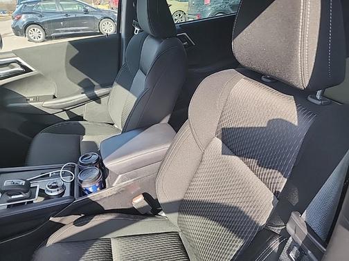 2023 Mitsubishi Outlander ES