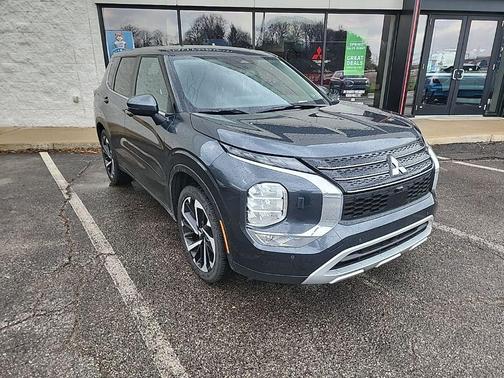 2024 Mitsubishi Outlander SE
