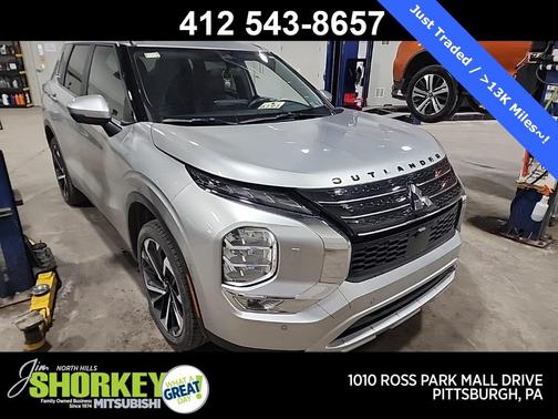 2024 Mitsubishi Outlander SE