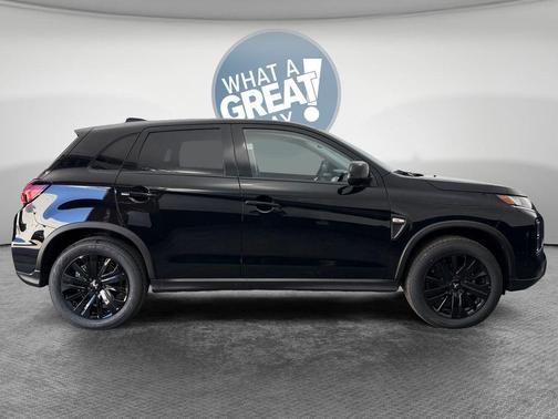 2026 Mitsubishi Outlander Sport 2.0 LE