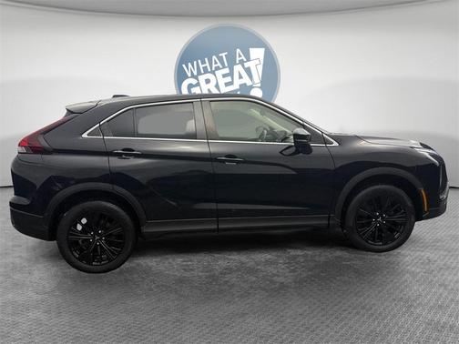 2022 Mitsubishi Eclipse Cross LE