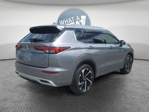 Mercury Gray Metallic 2022 Mitsubishi Outlander SEL