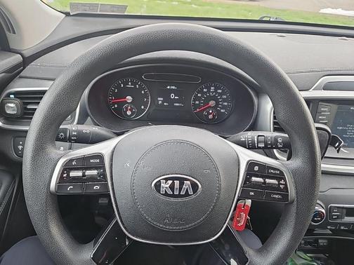 Sangria Red 2019 Kia Sorento LX