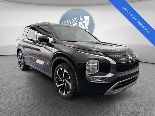 Black Diamond 2022 Mitsubishi Outlander SEL