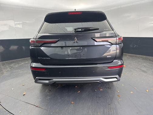 2025 Mitsubishi Outlander SEL
