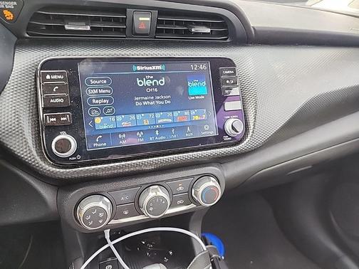 Aspen White / Super Black 2023 Nissan Kicks SV