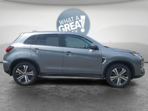 Mercury Gray 2026 Mitsubishi Outlander Sport 2.0 SE