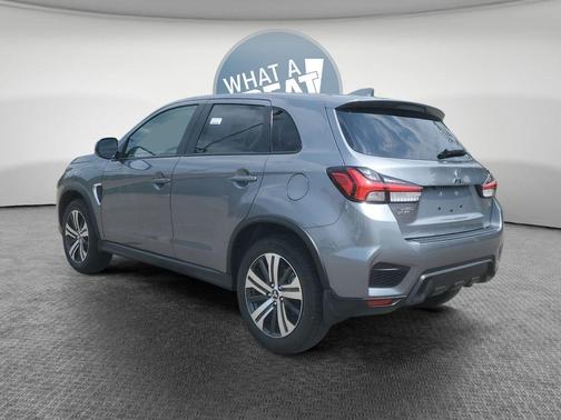 Mercury Gray 2026 Mitsubishi Outlander Sport 2.0 SE