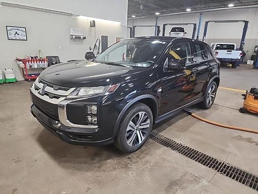 Labrador Black Pearl 2024 Mitsubishi Outlander Sport