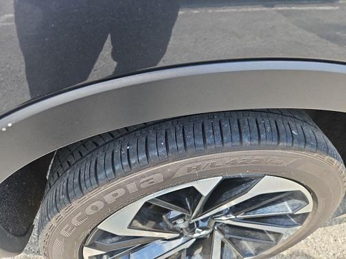 Graphite Gray 2024 Mitsubishi Outlander SE