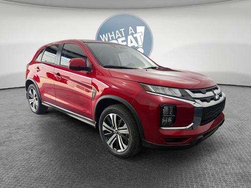 Diamond Red 2026 Mitsubishi Outlander Sport 2.0 ES