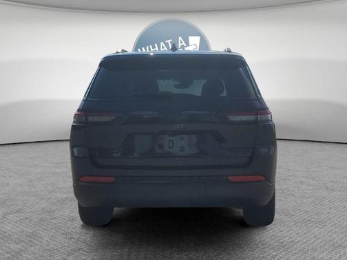 Diamond Black 2023 Jeep Grand Cherokee L Laredo
