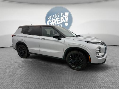 2023 Mitsubishi Outlander SEL Black Edition