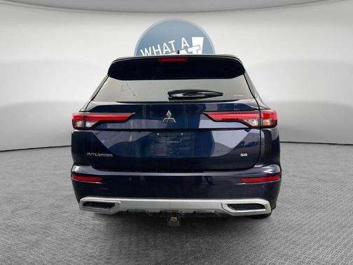 2022 Mitsubishi Outlander SE