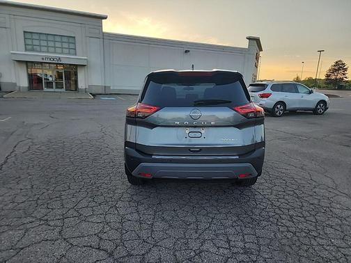 Gun Metallic 2023 Nissan Rogue SV