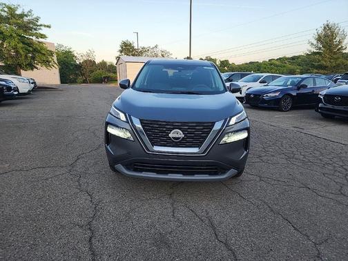 Gun Metallic 2023 Nissan Rogue SV