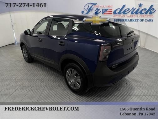 2025 Nissan Kicks S