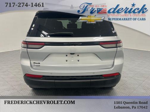 2022 Jeep Grand Cherokee Altitude