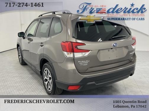 2022 Subaru Forester Premium