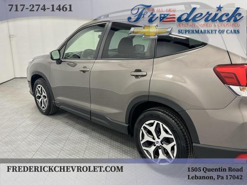 2022 Subaru Forester Premium