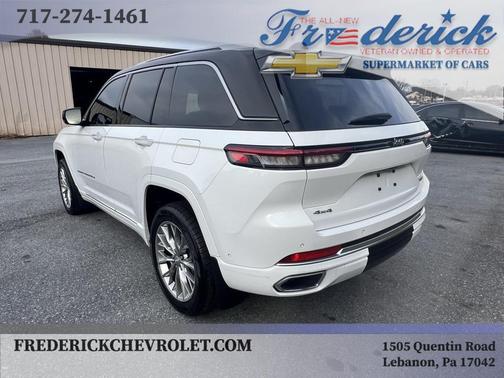 2022 Jeep Grand Cherokee Summit